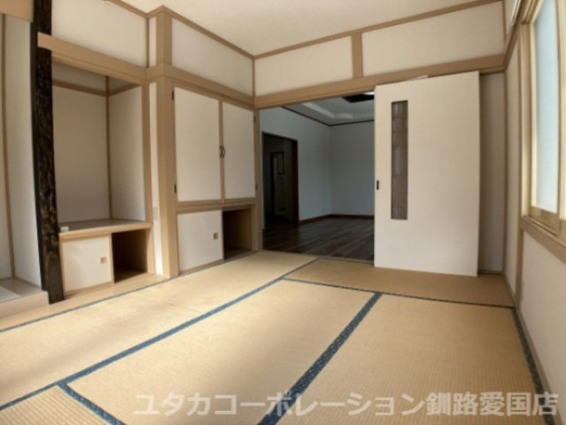 【和室】 | ◆収益物件◆宮本1丁目3-52借家 | リビングのお隣にはゆったりくつろげる和室◆◇