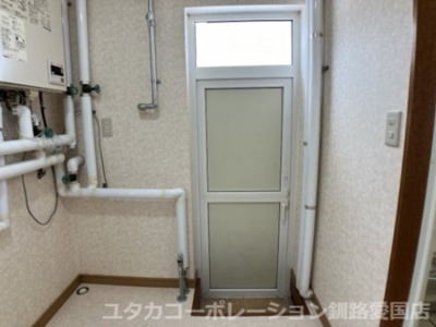 【その他】 | ◆収益物件◆宮本1丁目3-52借家 | なんと裏口もございますよ～！
