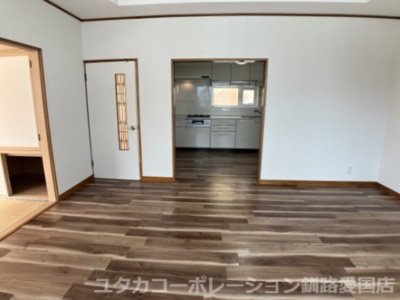 【居間・リビング】 | ◆収益物件◆宮本1丁目3-52借家