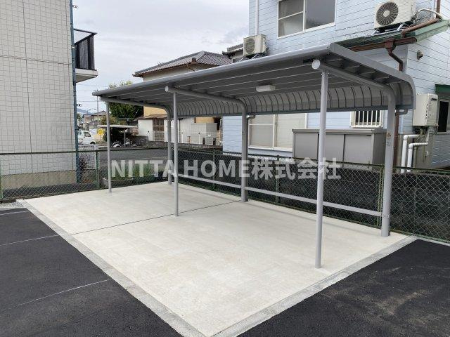 ドゥーズのその他共用部分|屋根付きの駐輪場も設置しています＊