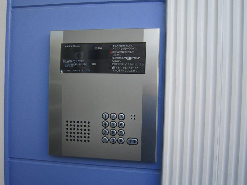 フェリスシックのエントランス|オートロック完備☆