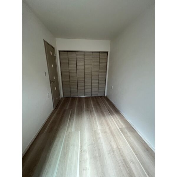 Visso(ワンちゃんと私の家)の洋室