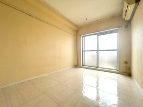 ウインベルソロ朝霞ナンバーワンの居間・リビング