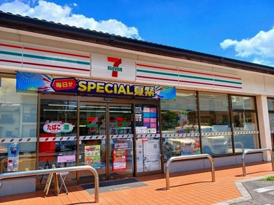 【周辺】 | プチハウスひまわり | セブンイレブン 深草大亀谷店まで170m