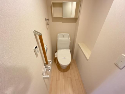 【トイレ】 | エルヴィータ大山崎 | シャワー付トイレ