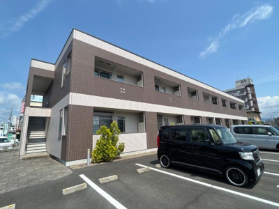 【外観】 | ラヴェール | 外観写真（昼）