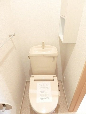 【トイレ】 | ボヌール森岡参番館 | ゆったりとした空間のトイレです