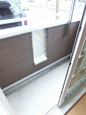 【バルコニー】 | ボヌール森岡参番館 | バルコニーがあります