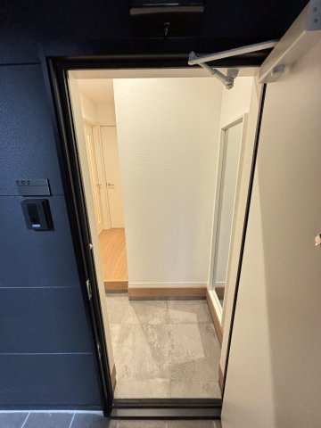 【玄関】