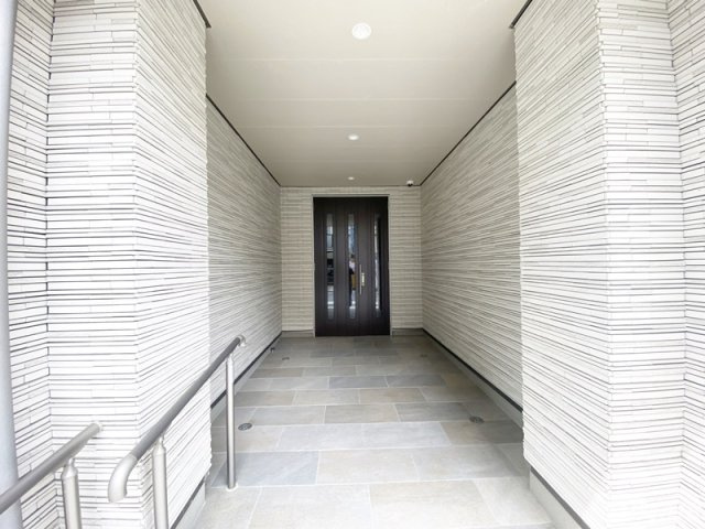 モンステラのエントランス|エントランスです☆