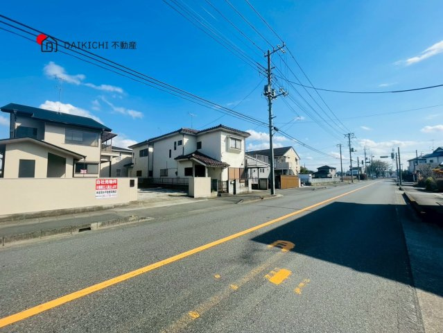 【前面道路含む現地写真】 | 加須市鴻茎　中古戸建　