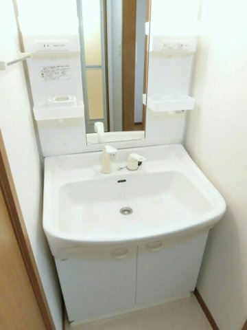 【洗面所】 | フォレストパレス | 使いやすい洗面所です