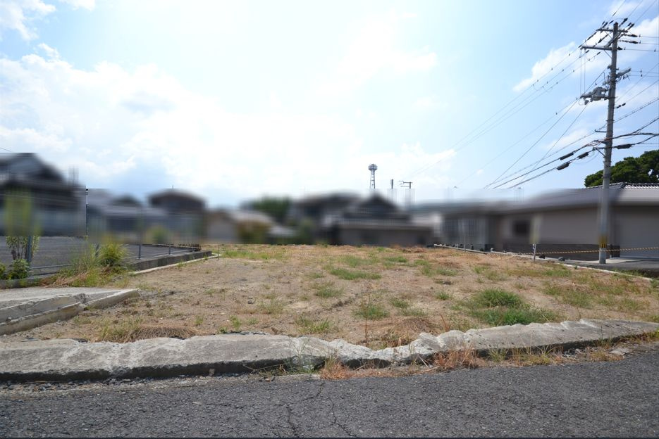 和泉市内田町三丁目　土地の前面道路含む現地写真