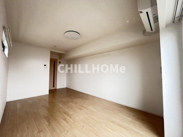 カルム・リベルテのその他