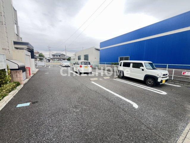 カルム・リベルテの駐車場