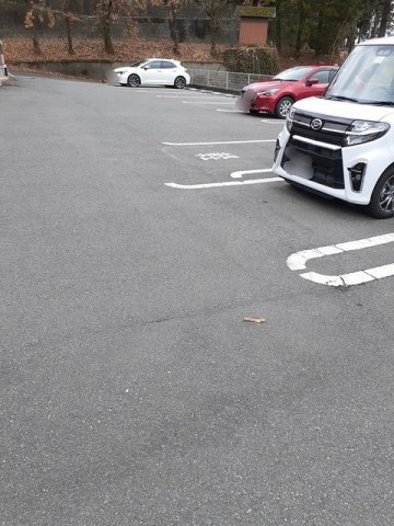 ソル・サリエンテの駐車場|駐車スペースもあります☆