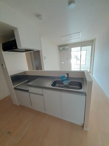 ソル・サリエンテのキッチン|使い勝手の良いアイランドキッチンです♪