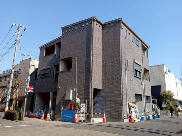 狛江市東和泉１丁目のアパート