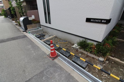 【駐車場】 | SELENITE塚本