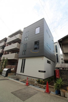 【外観】 | SELENITE塚本