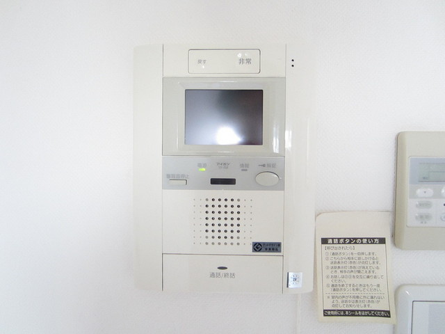 LA.東十条のセキュリティ|モニター付きのインターホンです