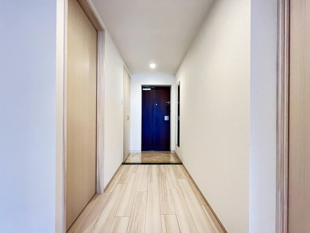 プレジオ北浜の玄関