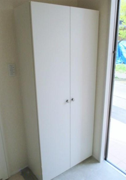 エルメゾン・エイザ　Ａ棟の玄関|シンプルで使いやすい玄関です