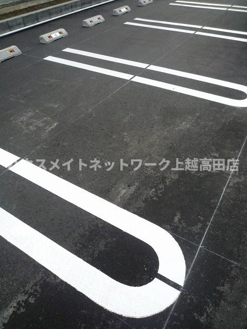 セレーノ　カーサⅡの駐車場|駐車場