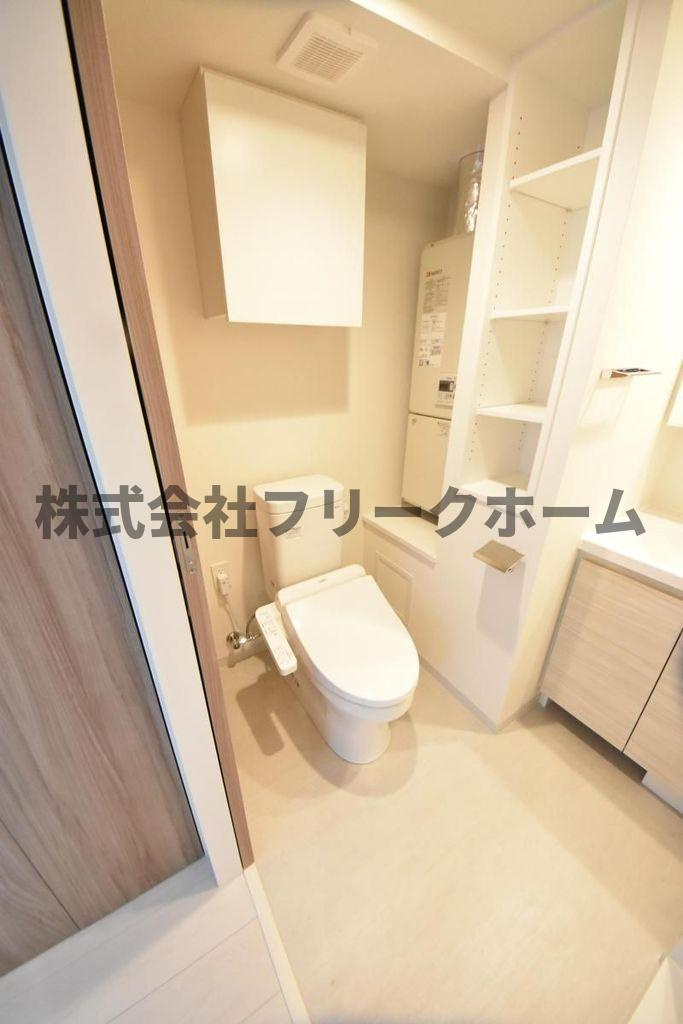 武蔵野市中町２丁目の賃貸マンションのトイレ