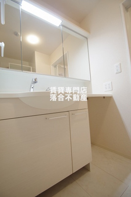 【独立洗面台】 | グレイスコート | 使いやすい独立洗面台