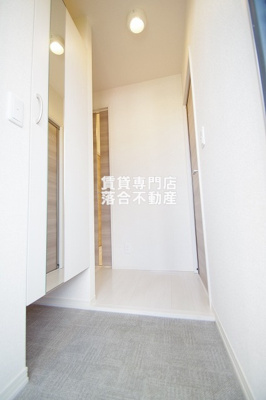 【玄関】 | グレイスコート | ゆったりとした玄関