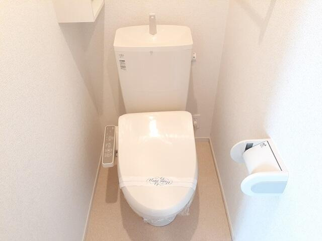 町田市山崎町のアパートのトイレ