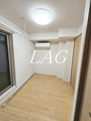 【居間・リビング】 | メゾン新和 | 洋室のお部屋です。