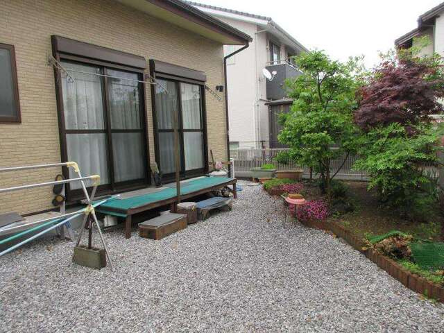 香南市野市町西野　中古平屋の庭|お子様の遊び場にもなる安心の庭スペース
