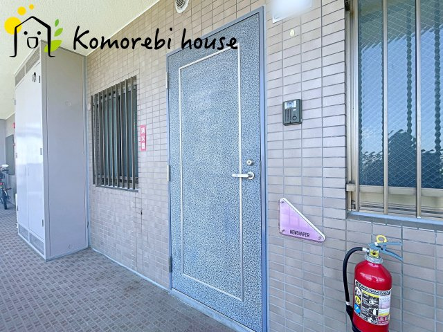 ガーデンコート大宮本郷の玄関|26.5.29　撮影済み