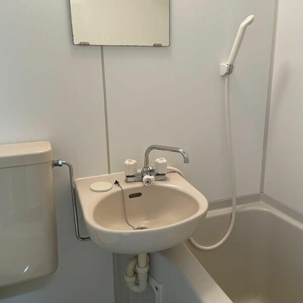 シャンテ大師前の洗面所