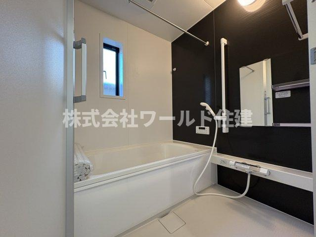 所沢市久米第21の浴室