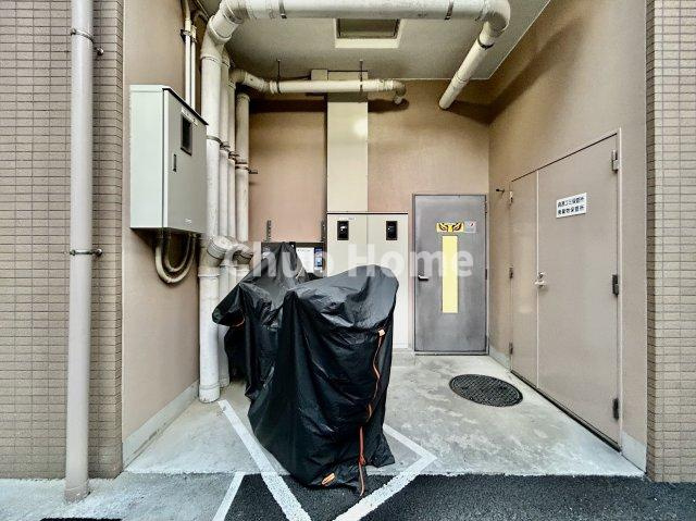 コニファーコート金町エアーレジデンスの駐車場|【バイク置場】最新の空き状況や費用などの詳細は担当スタッフまでお問い合わせください。