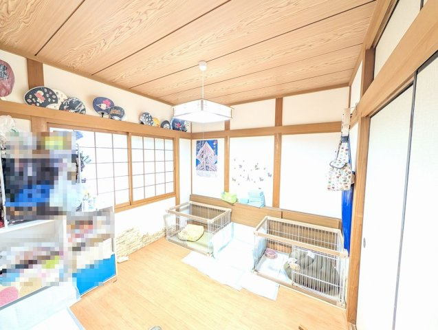 泉大津市東助松町４丁目戸建の和室|2階和室