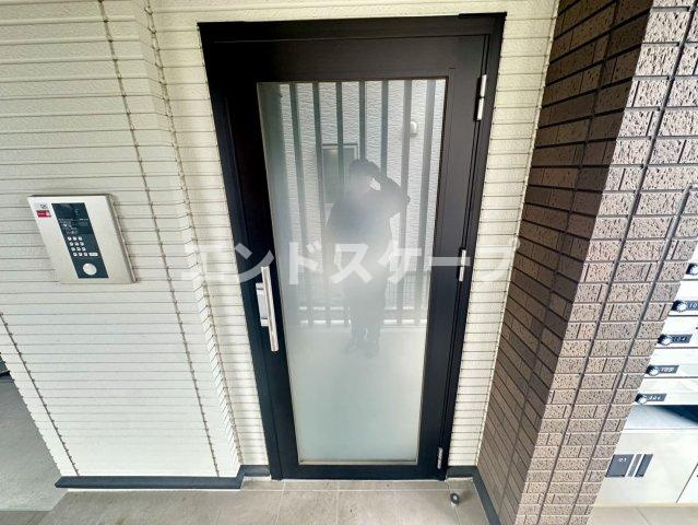 Ｙ’ｓアビタシオン青柳のエントランス|高崎、前橋のお部屋探しはエンドスケープまで！お客様の理想お聞かせ下さい♪
