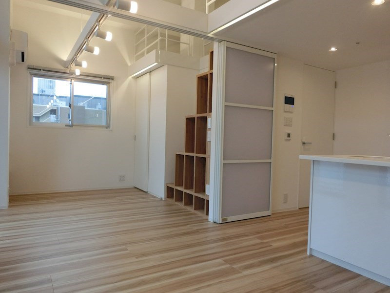 新品家具付きマンション江東橋5(KaGood東京)の居間・リビング