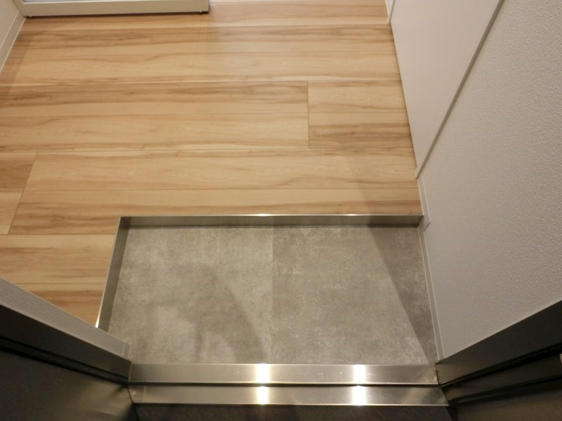 新品家具付きマンション江東橋5(KaGood東京)の玄関