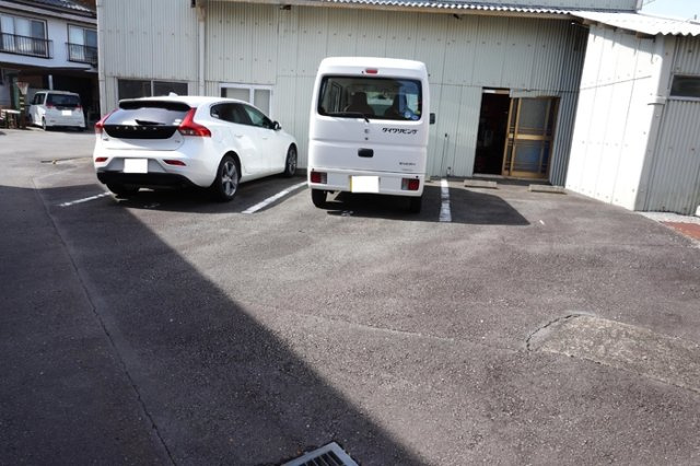 ボナール・パルの駐車場