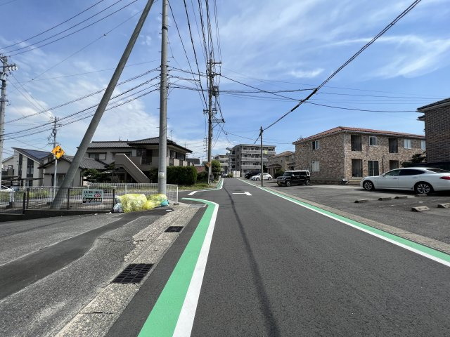 リバティーハウスの周辺|接面道路