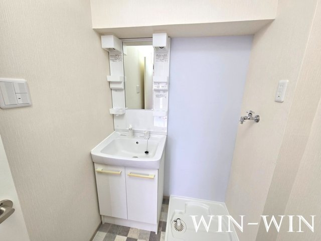 ピアシティ東和東小浜の独立洗面台