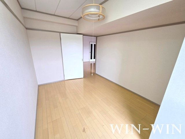 ピアシティ東和東小浜の寝室