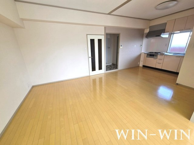 ピアシティ東和東小浜の居間・リビング