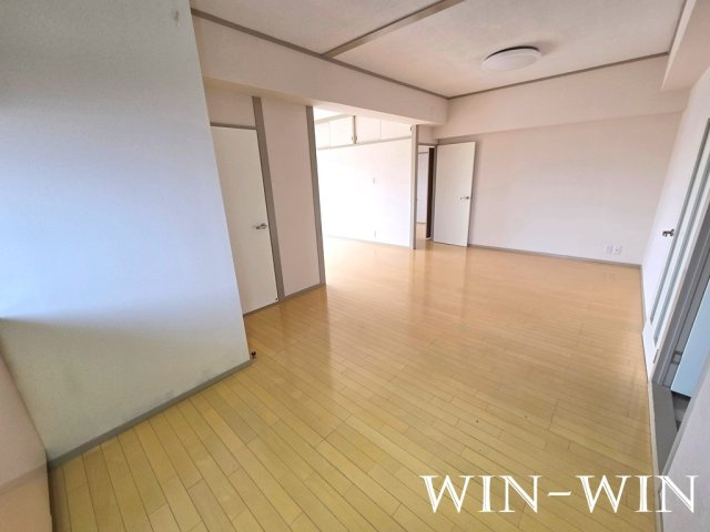 ピアシティ東和東小浜の居間・リビング