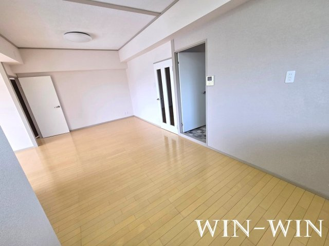 ピアシティ東和東小浜の居間・リビング