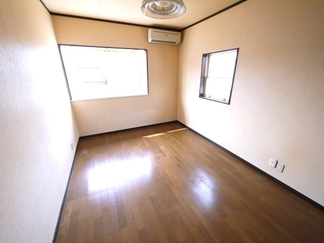 東金市上谷　中古戸建の洋室|内装リフォーム平成29年11月 オール電化  ４SLDK　駐車2台  閑静な分譲地内